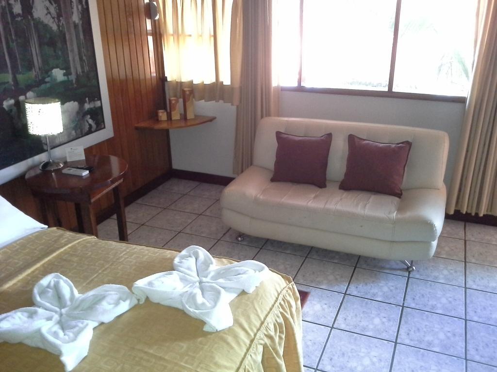 Hotel Cabana Quinta Puerto Maldonado Bilik gambar